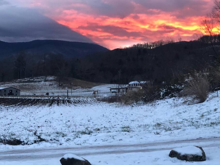 Country Mountain Escape! Barnardsville Exterior foto